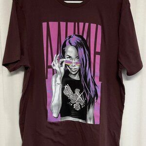 Aaliyah Short Sleeve T-Shirt Adult Large Burgundy.
